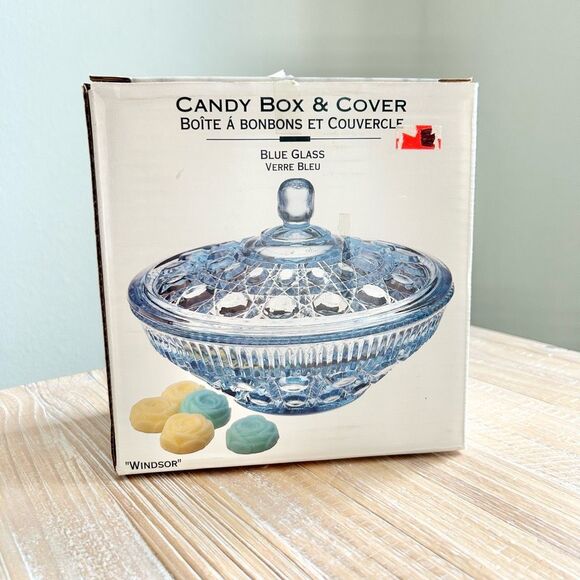 Vintage Indiana Windsor Blue Glass Candy Dish with Lid in original box - Picture 7 of 10